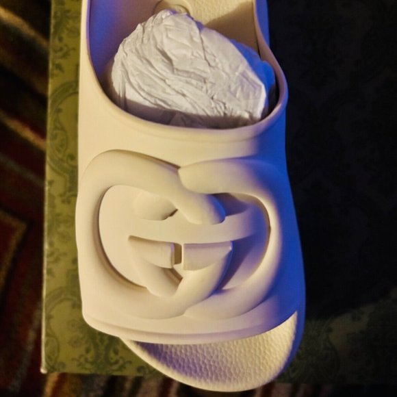 Gucci Evolution Slides